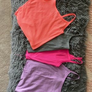 Set of 4 - Cropped Tank Tops
